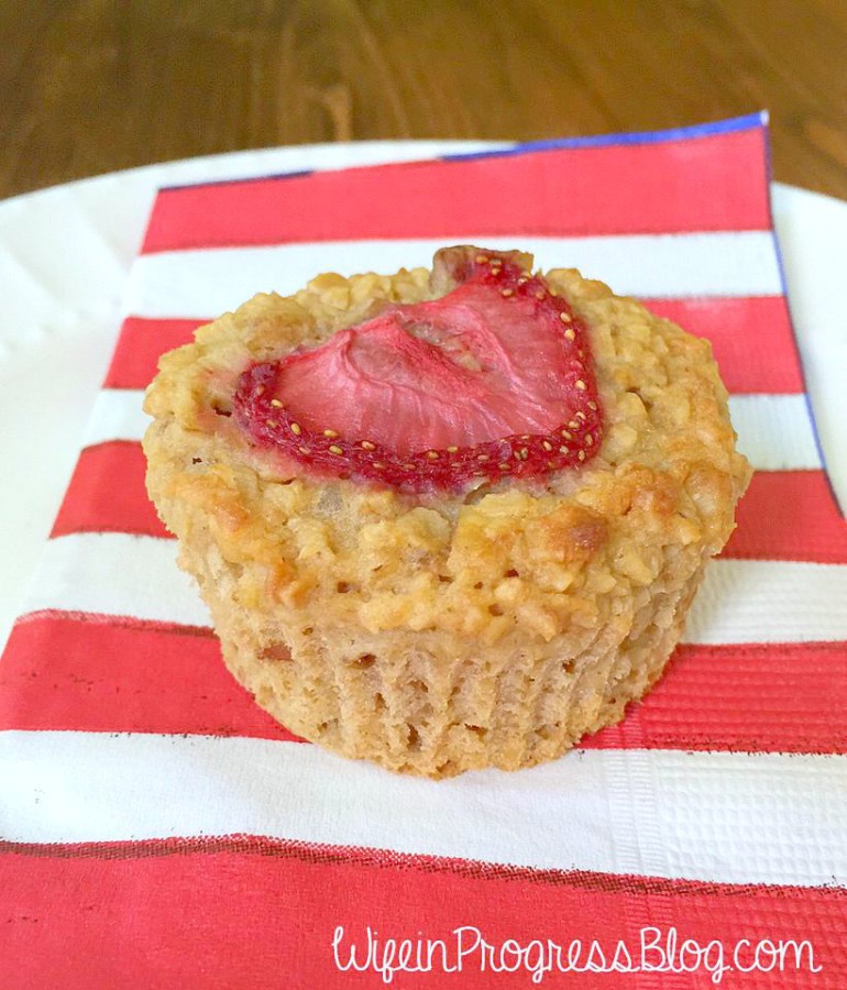 Kids will love these Oatmeal Muffins for breakfast! They are gluten and refined sugar free