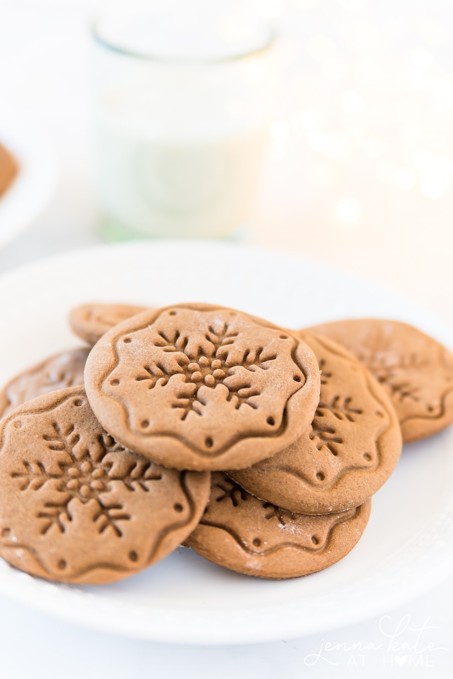 The best soft roll out gingerbread cookie recipe that's made with molasses