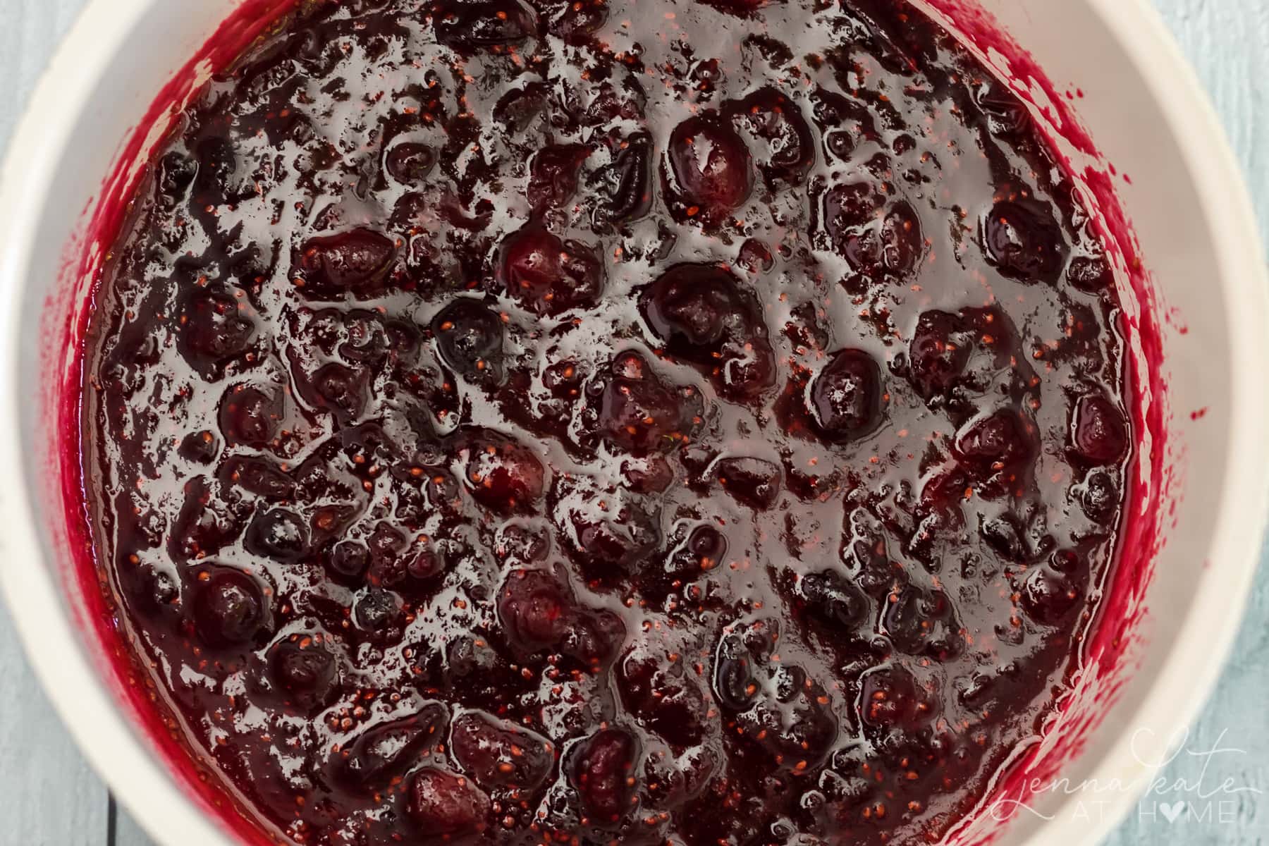 thick homemade cranberry sauce