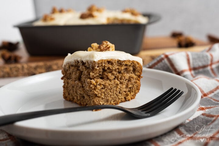 Old-Fashioned Spice Cake